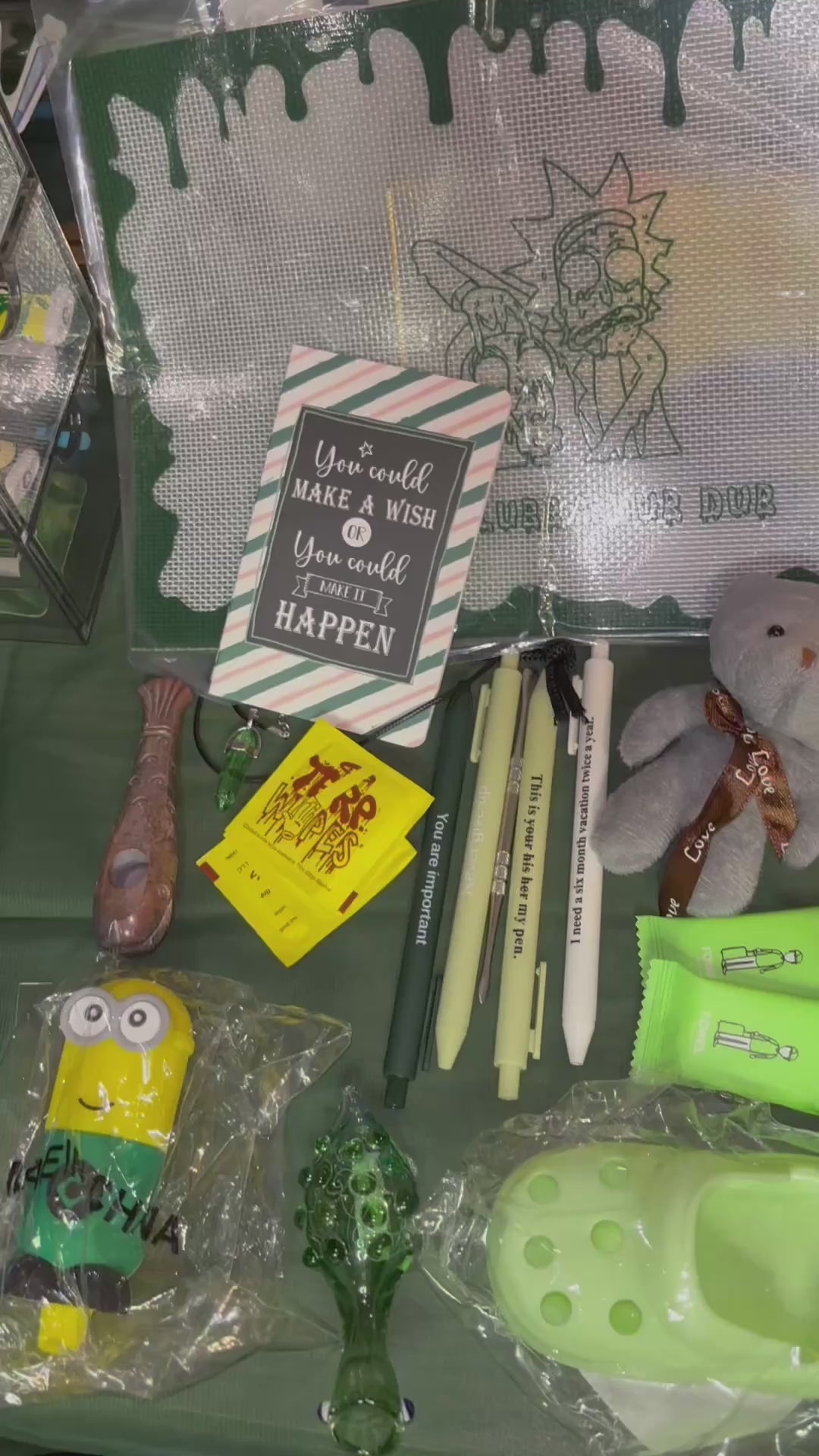 Mystery Box D: 3&2